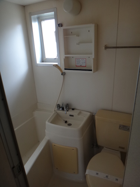 Bath. Unit baths and toilets