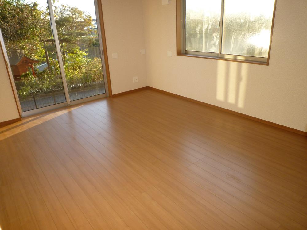 Living. Day is good.