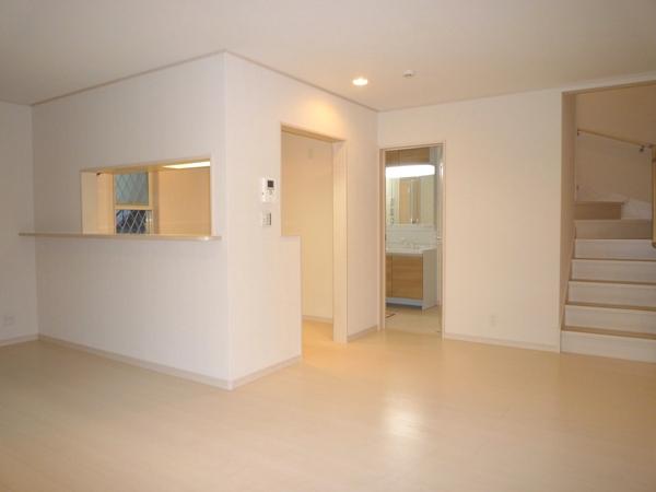 Same specifications photos (living). ( Building) same specification