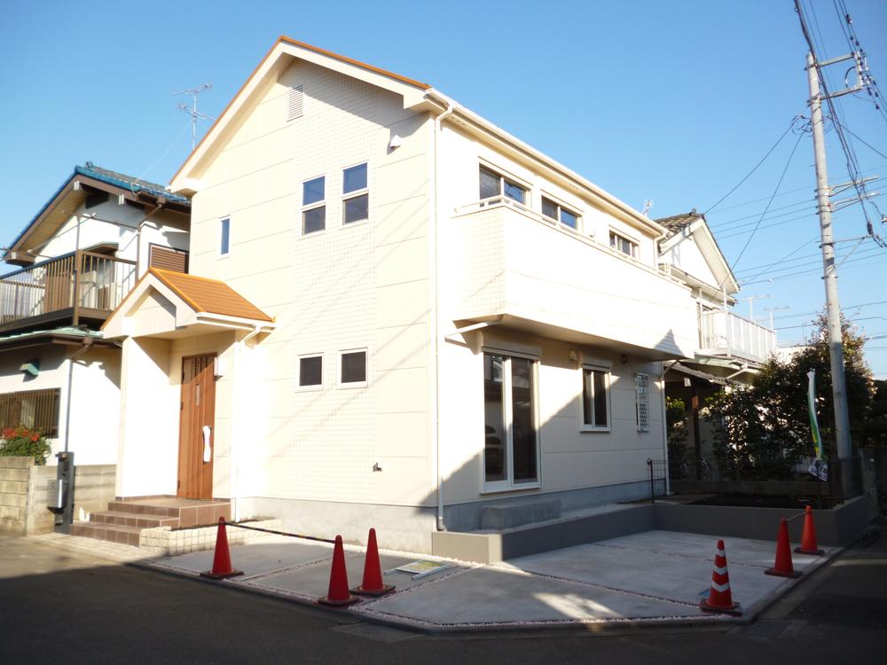 Local appearance photo