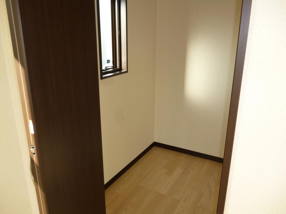 Receipt. WIC (2F southwest room)