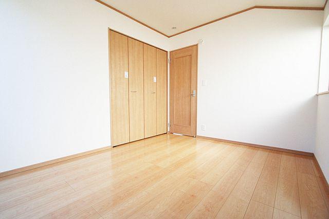 Same specifications photos (Other introspection). ( Building) same specification