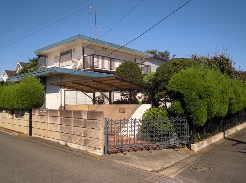 Local land photo. Southeast ・ Southwest corner lot