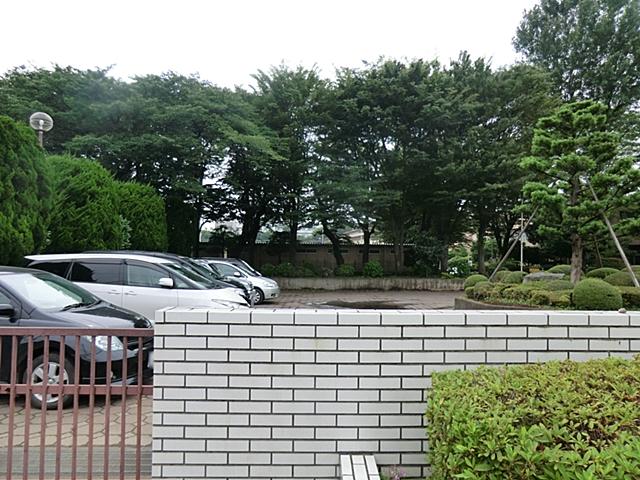 Junior high school. 600m to Sagamihara Municipal Onominami junior high school