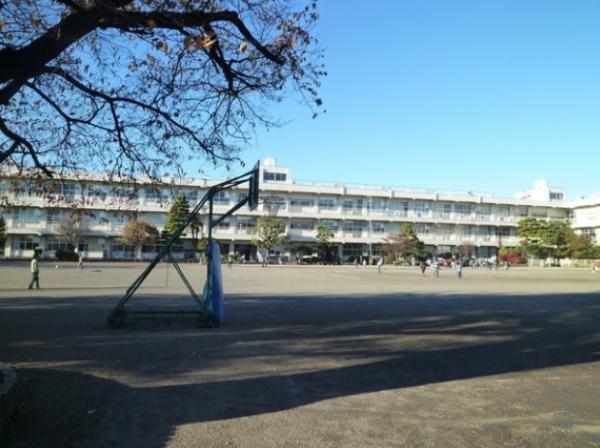 Primary school. Kamitsuruma until elementary school 500m
