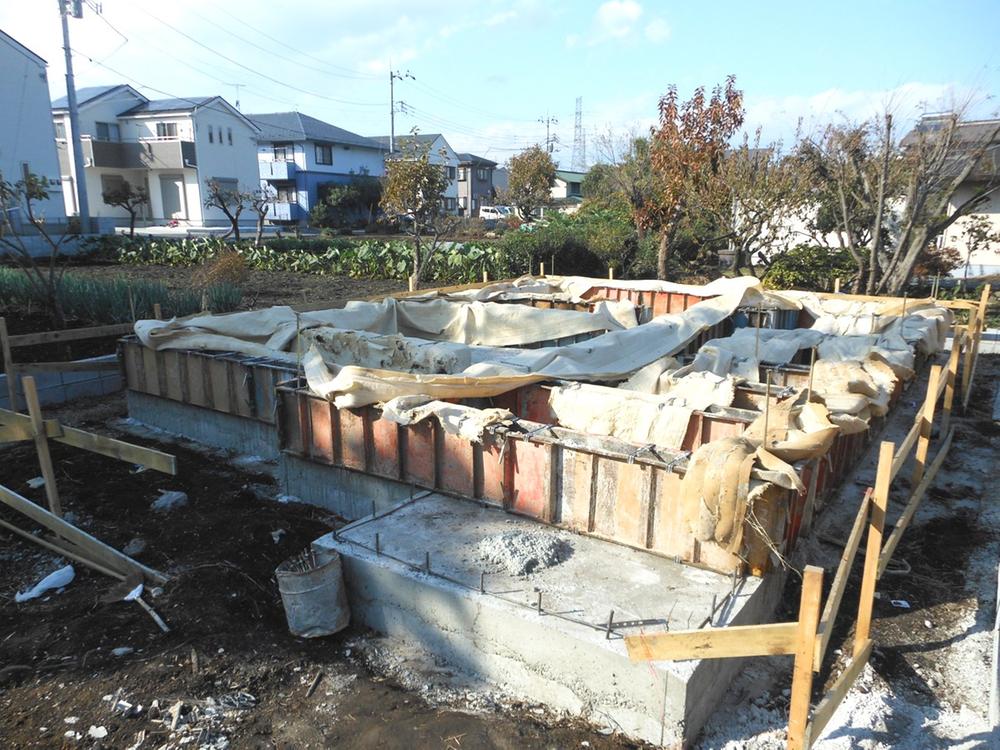 Local appearance photo. 5 Building