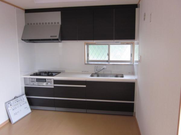 Same specifications photo (kitchen)