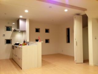 Living. Indoor (11 May 2013) Shooting