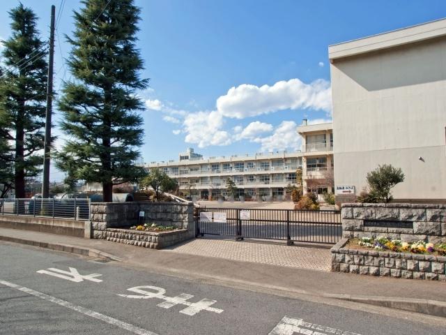 Other. Sagamihara Municipal Kamitsuruma Elementary School Distance 440m