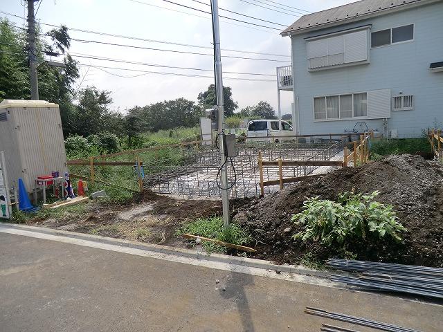 Local photos, including front road. 1 Building