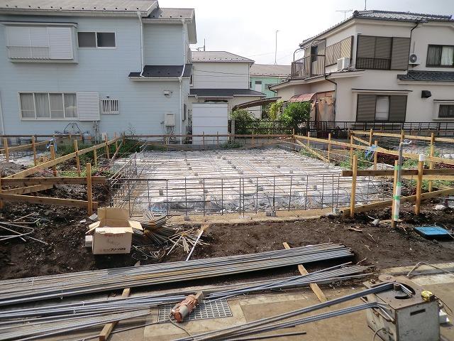 Local appearance photo. Building 2