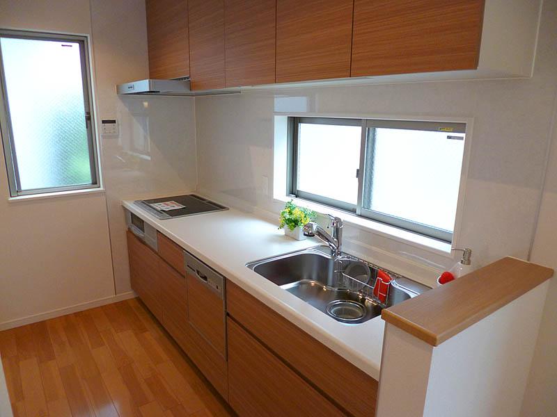 Kitchen. Room (August 2013) Shooting