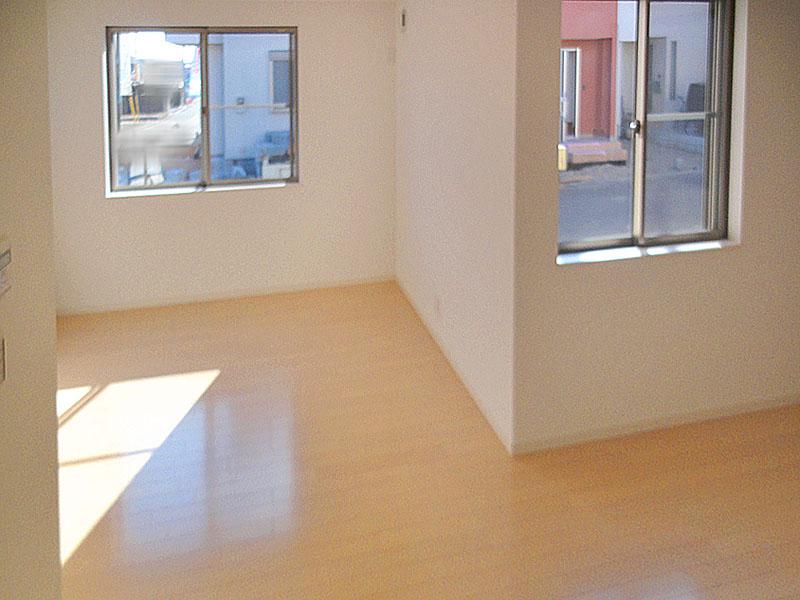 Living. Indoor (February 2012) Shooting (1 Building)