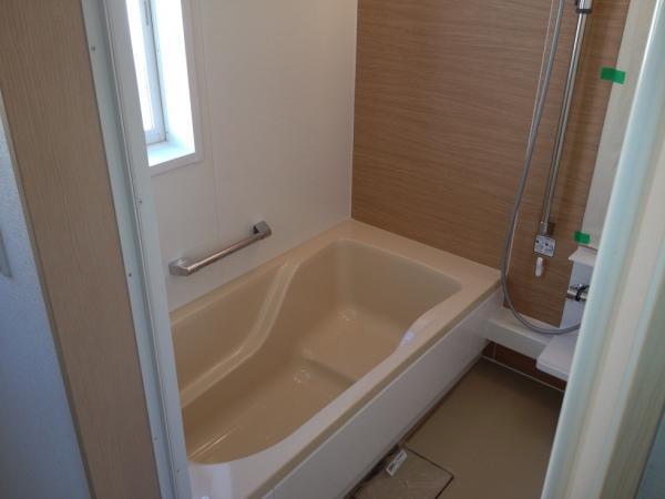 Same specifications photo (bathroom)