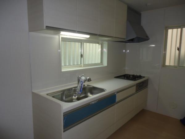 Same specifications photo (kitchen)