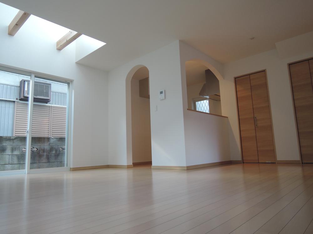 Same specifications photos (living). ( Building) same specification