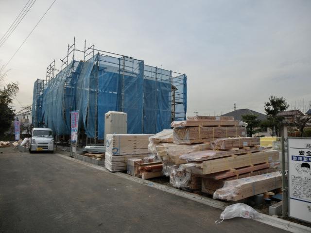 Local appearance photo. Indoor (12 May 2013) Shooting