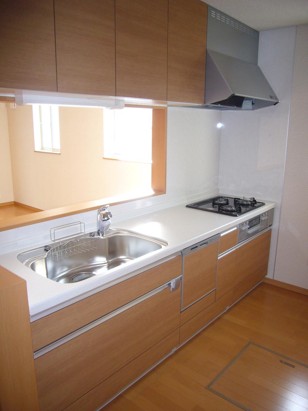 Kitchen. Indoor (12 May 2013) Shooting