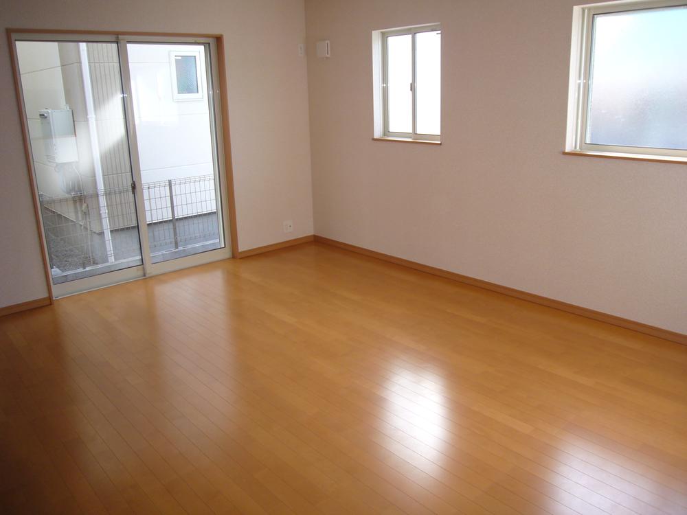 Living. Indoor (12 May 2013) Shooting