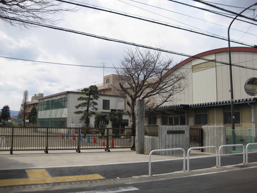 Primary school. 584m to Sagamihara City Ohno Elementary School