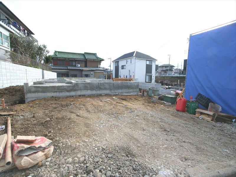 Local appearance photo. Local (12 May 2013) Shooting