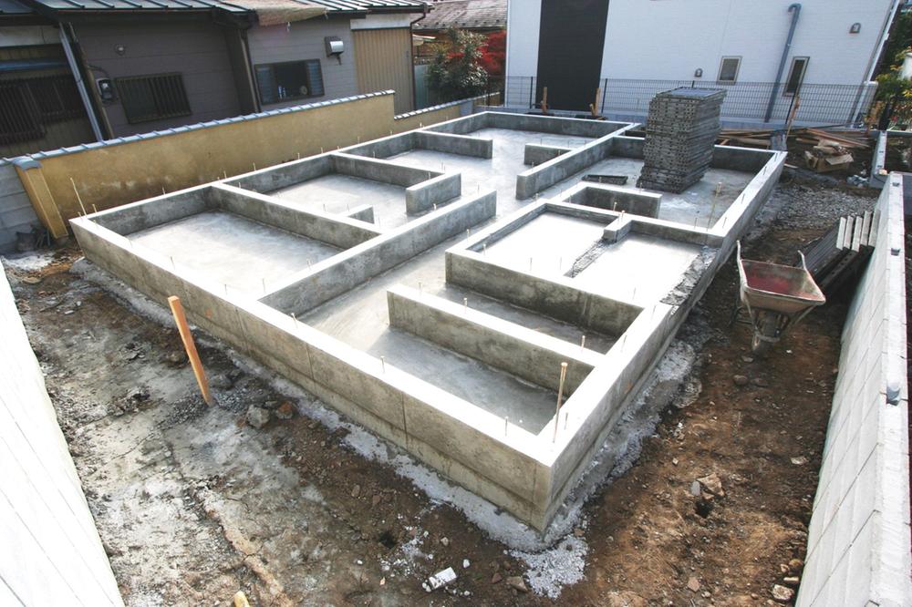 Local appearance photo. Local (12 May 2013) Shooting