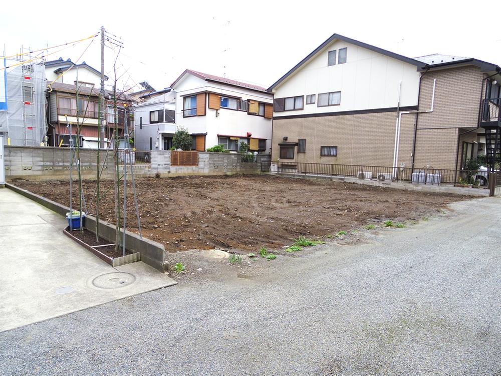 Local photos, including front road