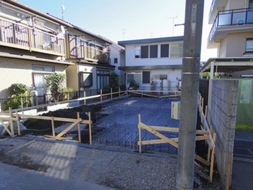 Local appearance photo. Local (12 May 2013) Shooting