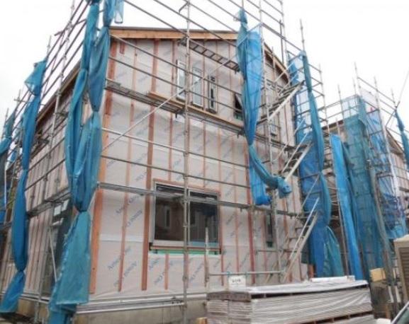 Local appearance photo. Local (10 May 2013) Shooting