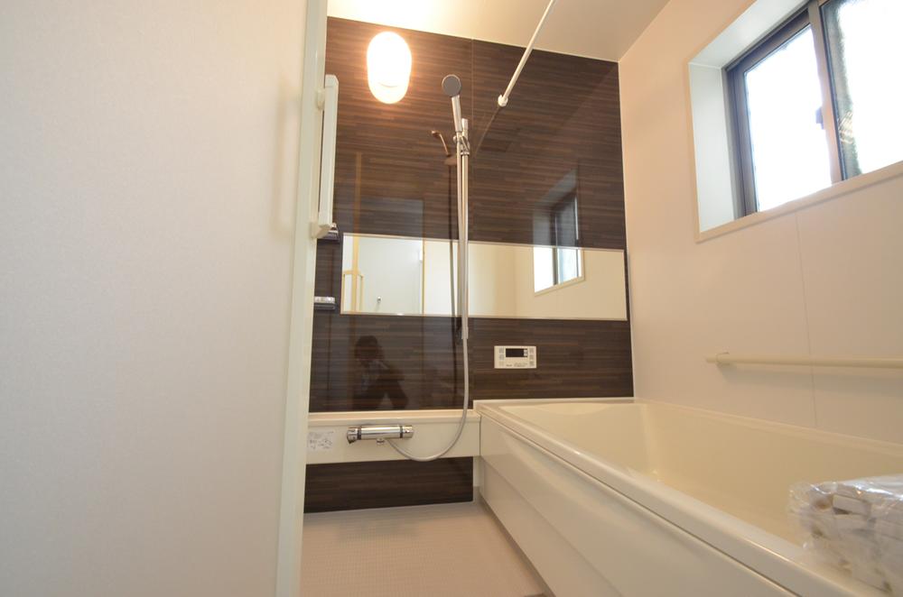 Same specifications photo (bathroom). Same specifications