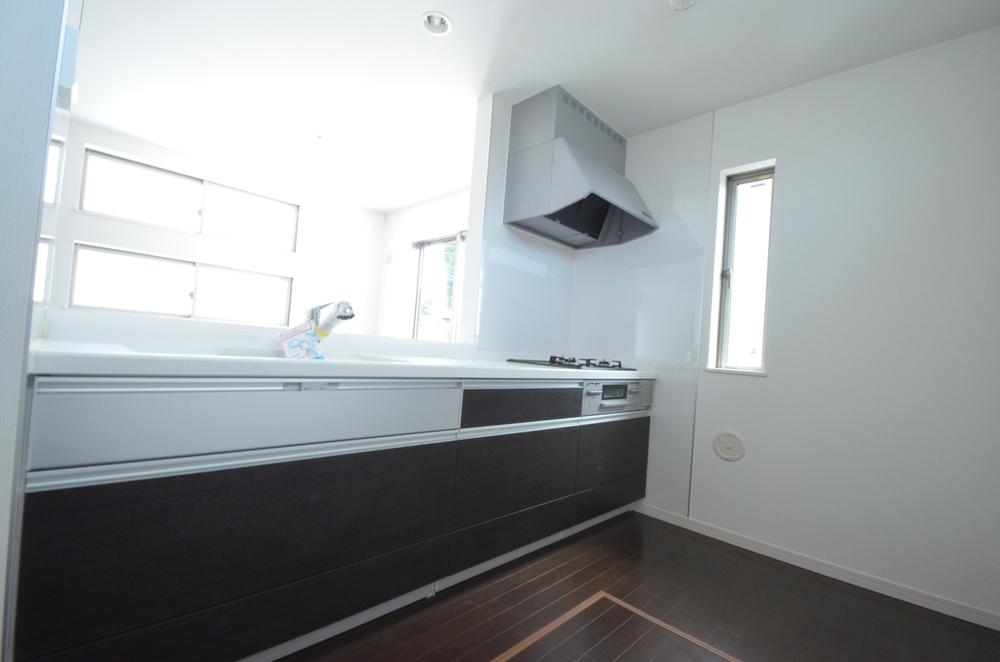 Same specifications photo (kitchen). Same specifications