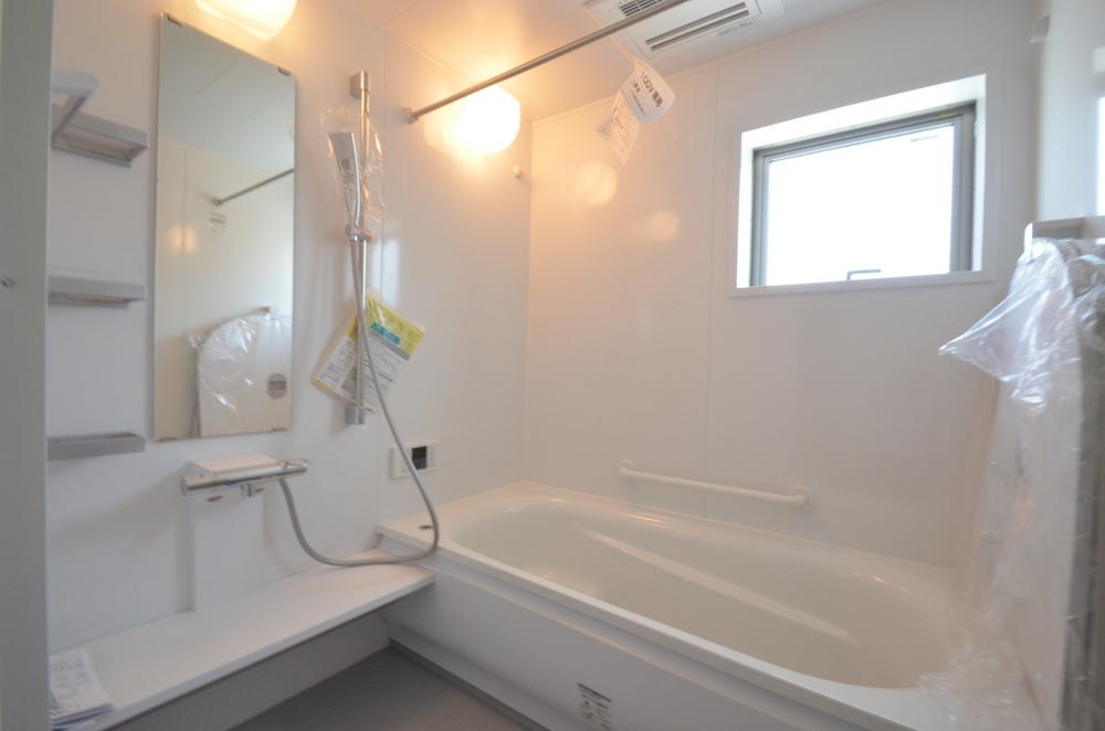 Same specifications photo (bathroom). Same specifications