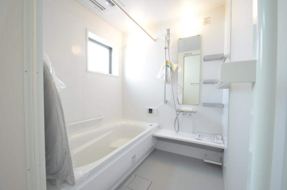 Same specifications photo (bathroom). Same specifications