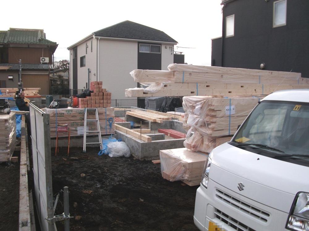 Local appearance photo. Local (12 May 2013) Shooting