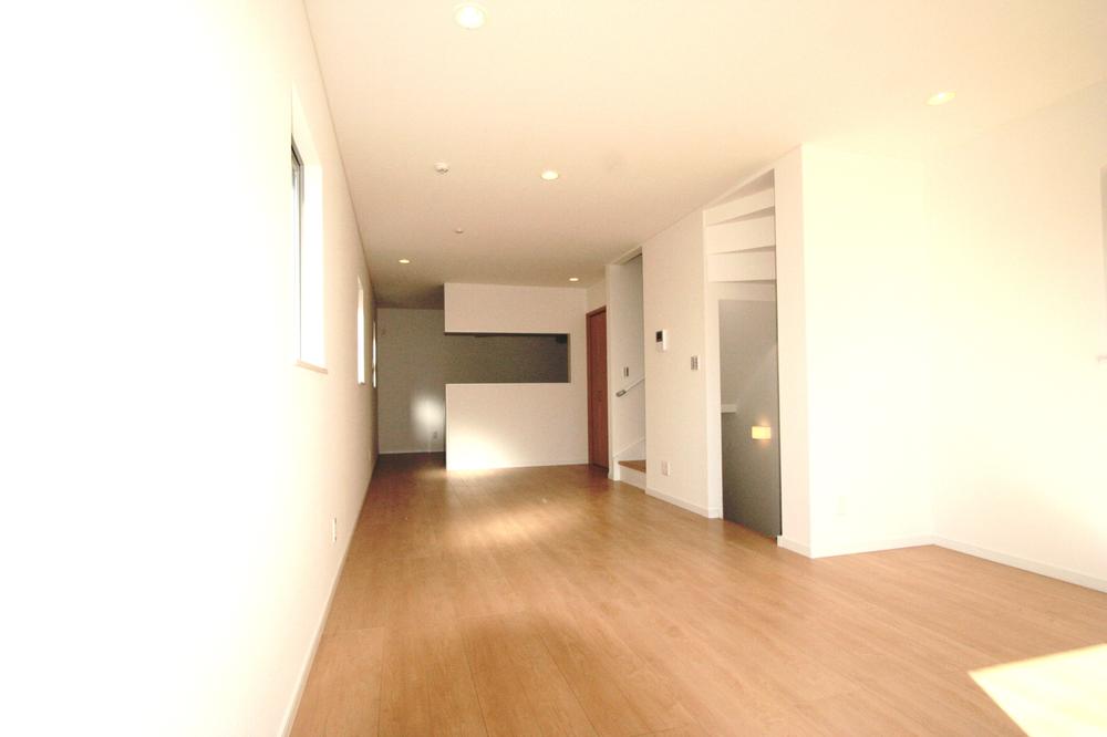 Living. Indoor (11 May 2013) Shooting