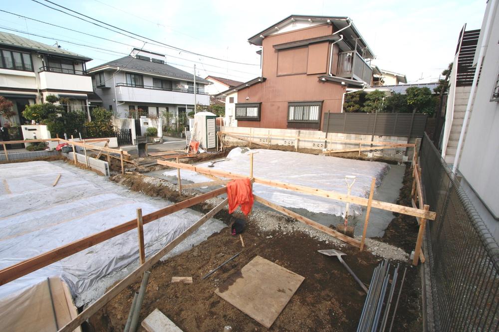 Local appearance photo. Local (12 May 2013) Shooting