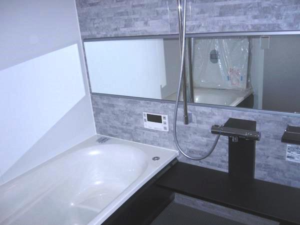 Same specifications photo (bathroom). Same specifications