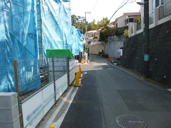 Local photos, including front road. Local (10 May 2013) Shooting