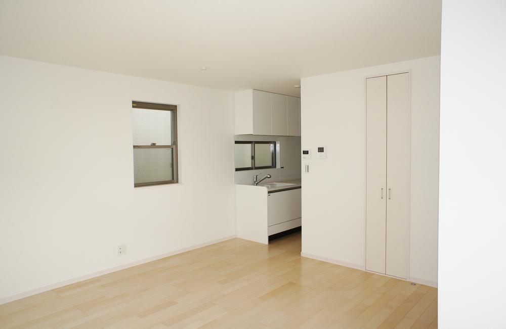 Same specifications photos (living). Phase I is more than 17 Pledge of the same specifications all building living room ☆