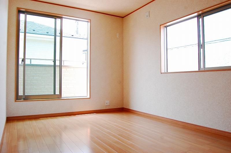 Non-living room. Room (August 2013) Shooting