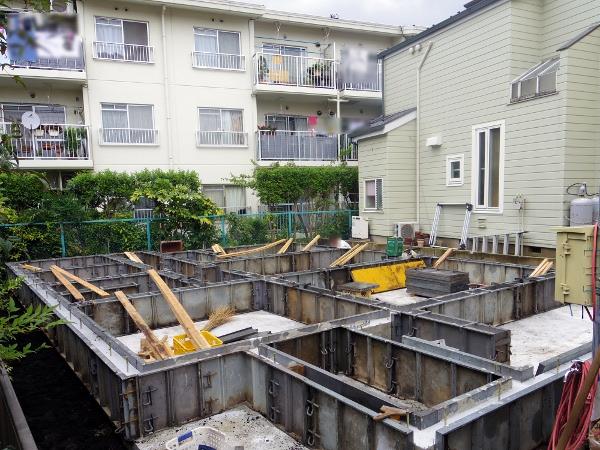 Local appearance photo. Local (10 May 2013) Shooting