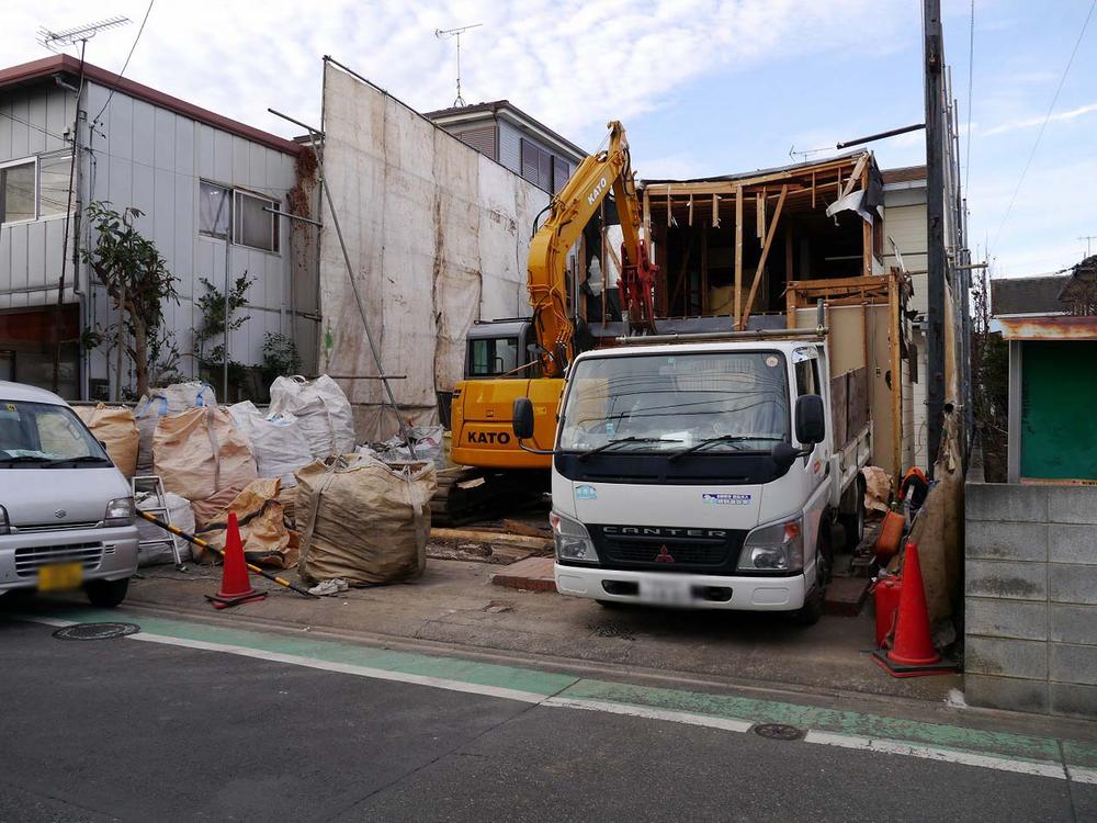 Local land photo. It is also a good hit yang in the southeast road in a quiet residential area.