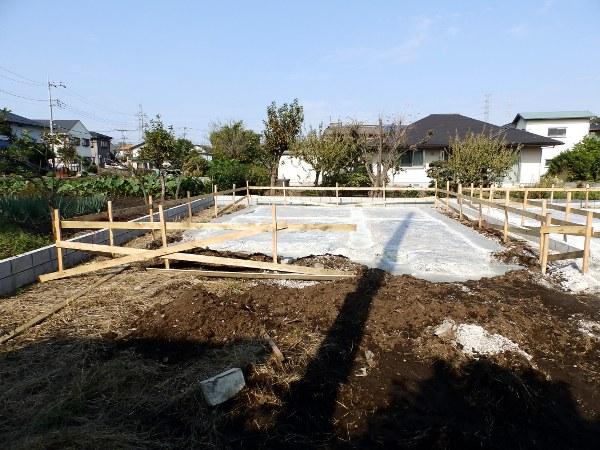 Local appearance photo. 5 Building site (October 2013) Shooting