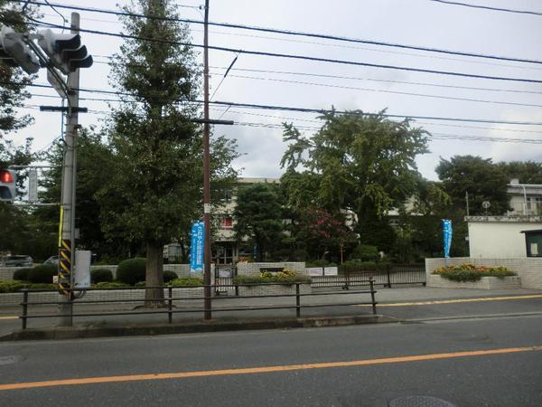 Primary school. 1170m until Taniguchi stand elementary school