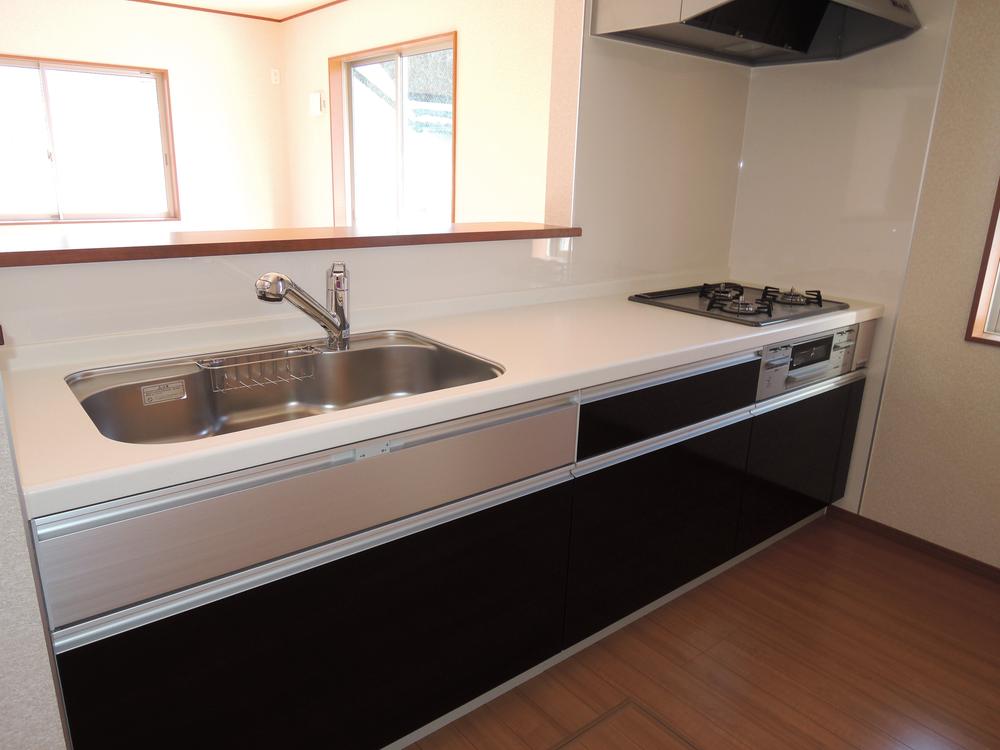 Living. Local (12 May 2013) Shooting