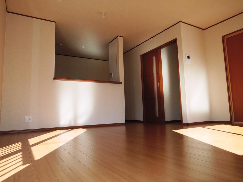 Living. Local (12 May 2013) Shooting