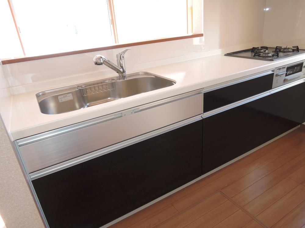 Kitchen. Local (12 May 2013) Shooting