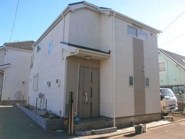 Local appearance photo. Building 2 Local (11 May 2013) Shooting