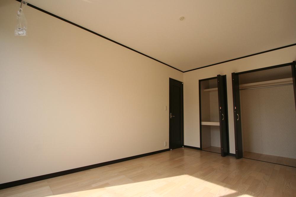 Non-living room. Indoor (10 May 2013) Shooting