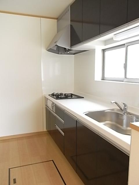 Kitchen. Same specifications